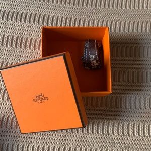 Hermès orange bracelet box w/ ribbon